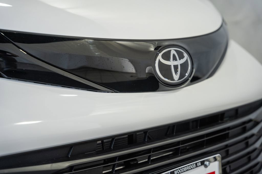 New 2026 Toyota Sienna XLE Woodland Edition image 12