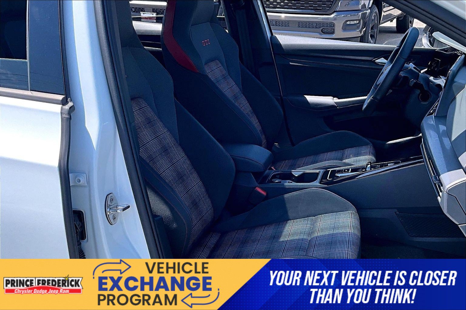 Used 2024 Volkswagen GTI SE FWD image 7