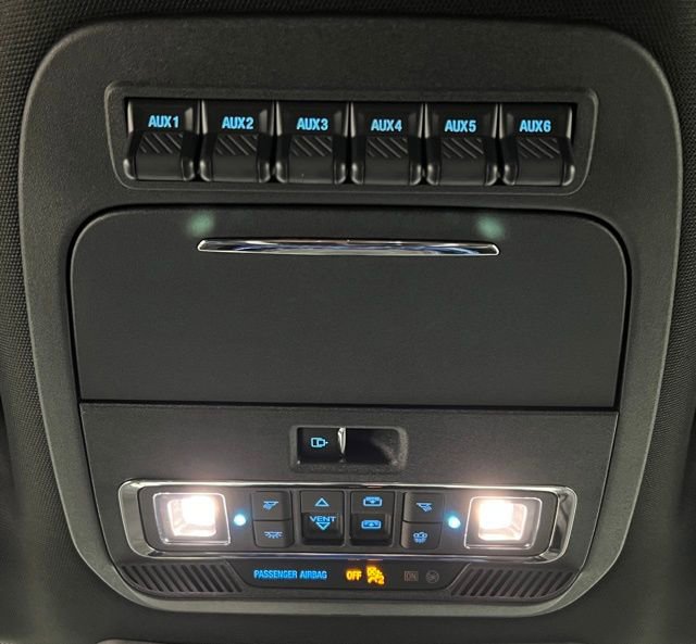 Used 2024 Ford F350 Platinum w/ Tremor Off-Road Package image 42