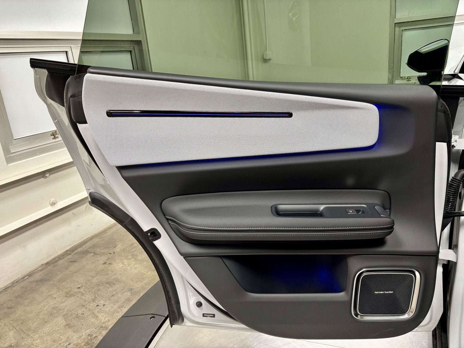 Used 2026 Polestar Polestar 4 RWD image 17