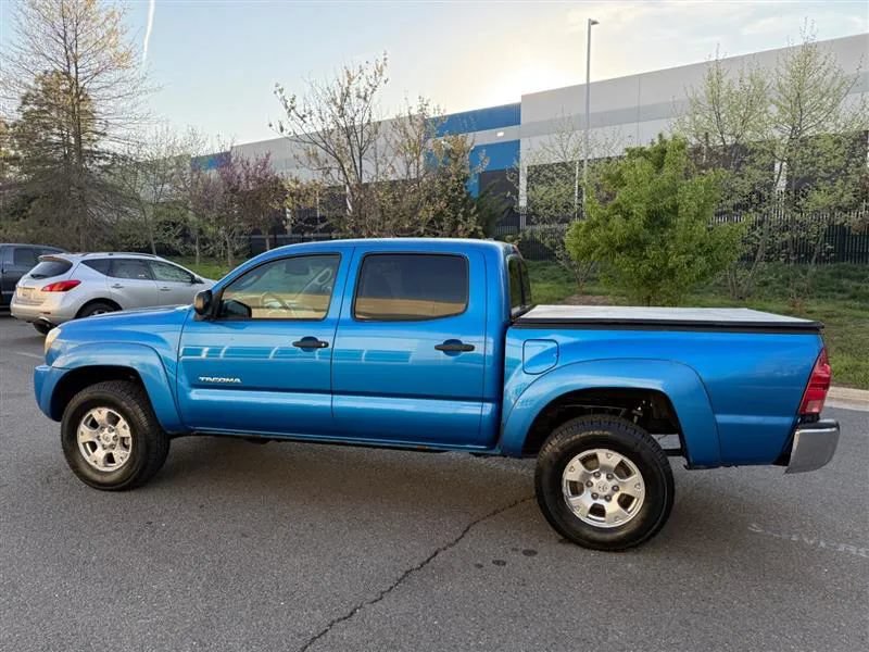 Used 2009 Toyota Tacoma 4x4 Double Cab w/ SR5 Pkg #2 image 9
