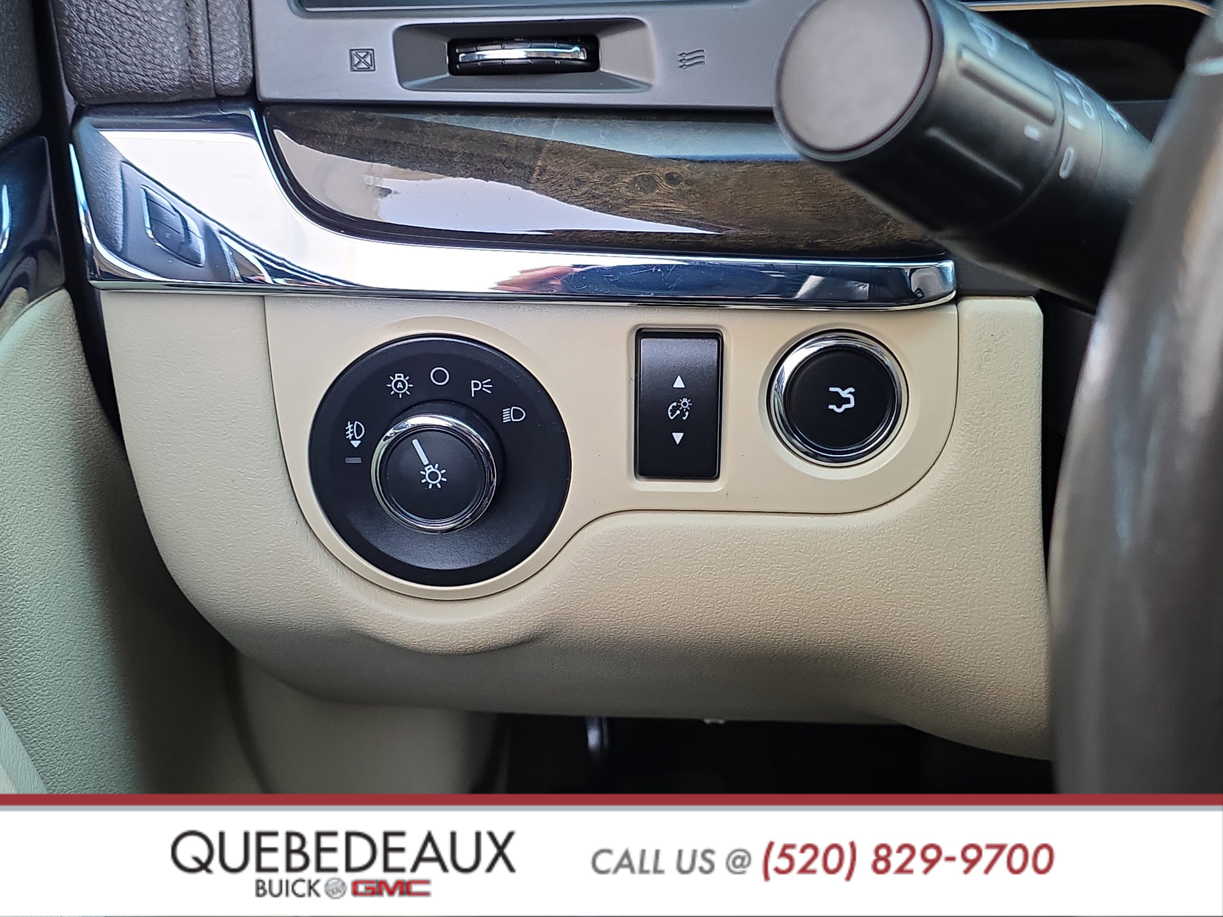 Used 2013 Lincoln MKS FWD image 26