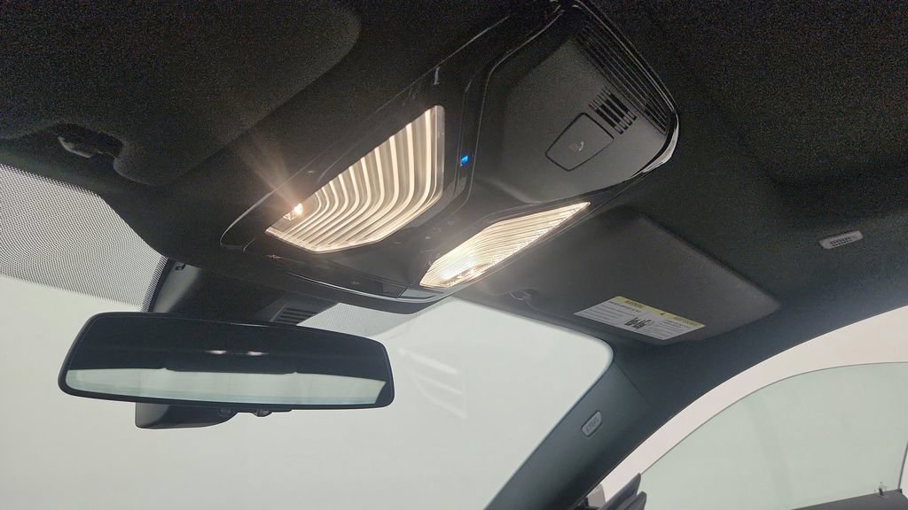 Used 2025 BMW M2 w/ Lighting Package RWD image 47