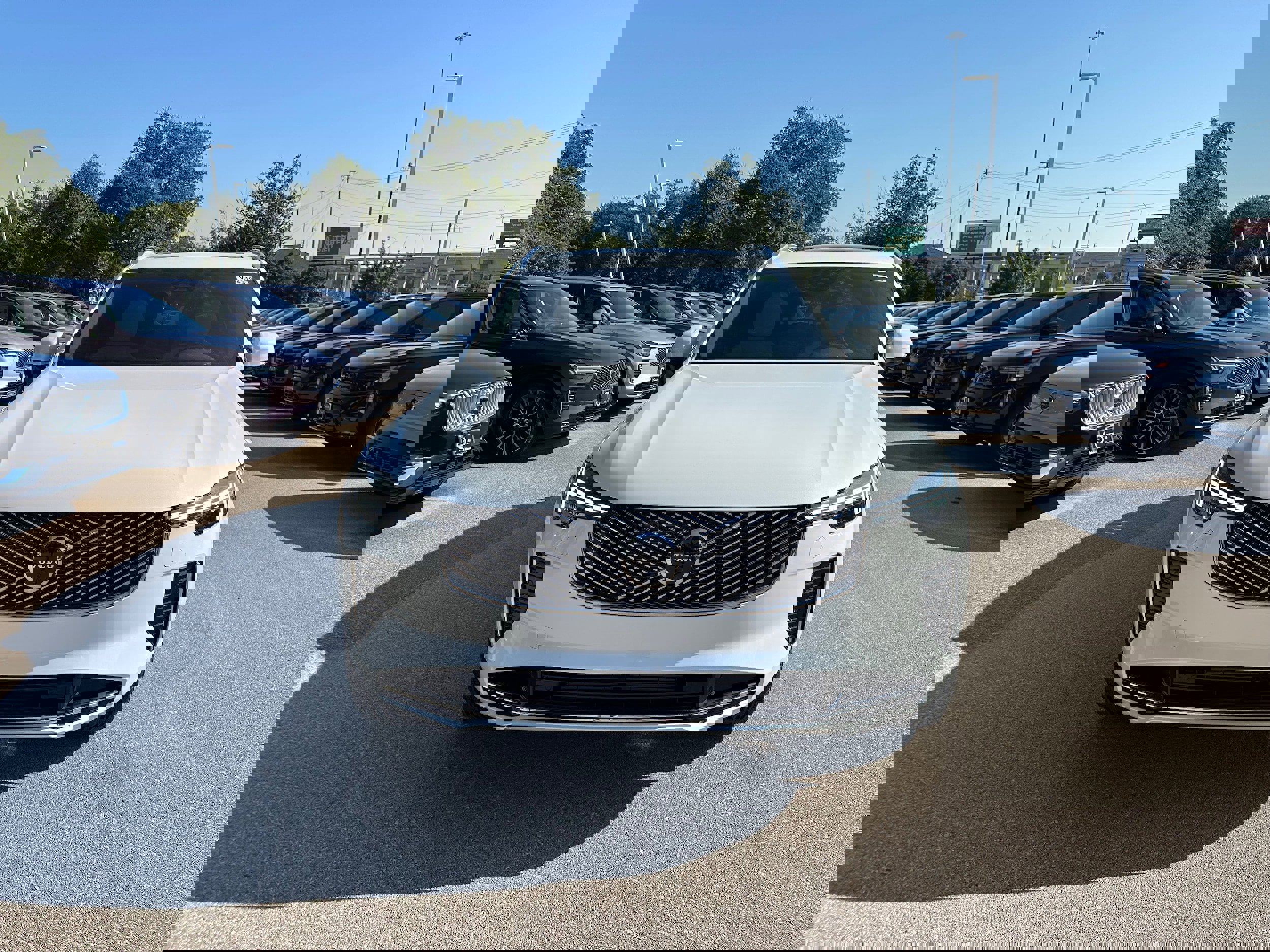 New 2026 Volvo XC90 T8 Plus image 6