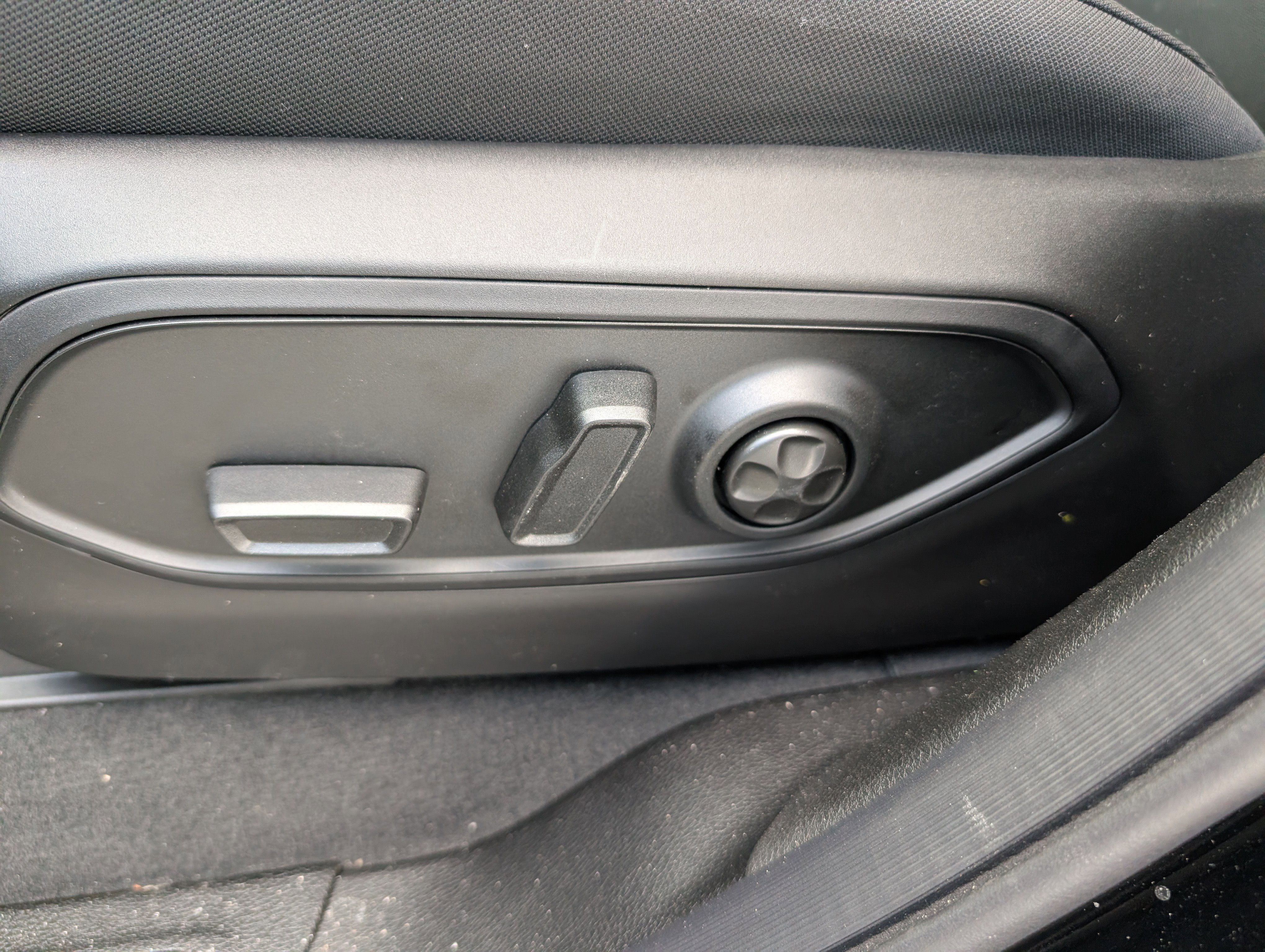 New 2026 Jeep Grand Cherokee Laredo X image 17