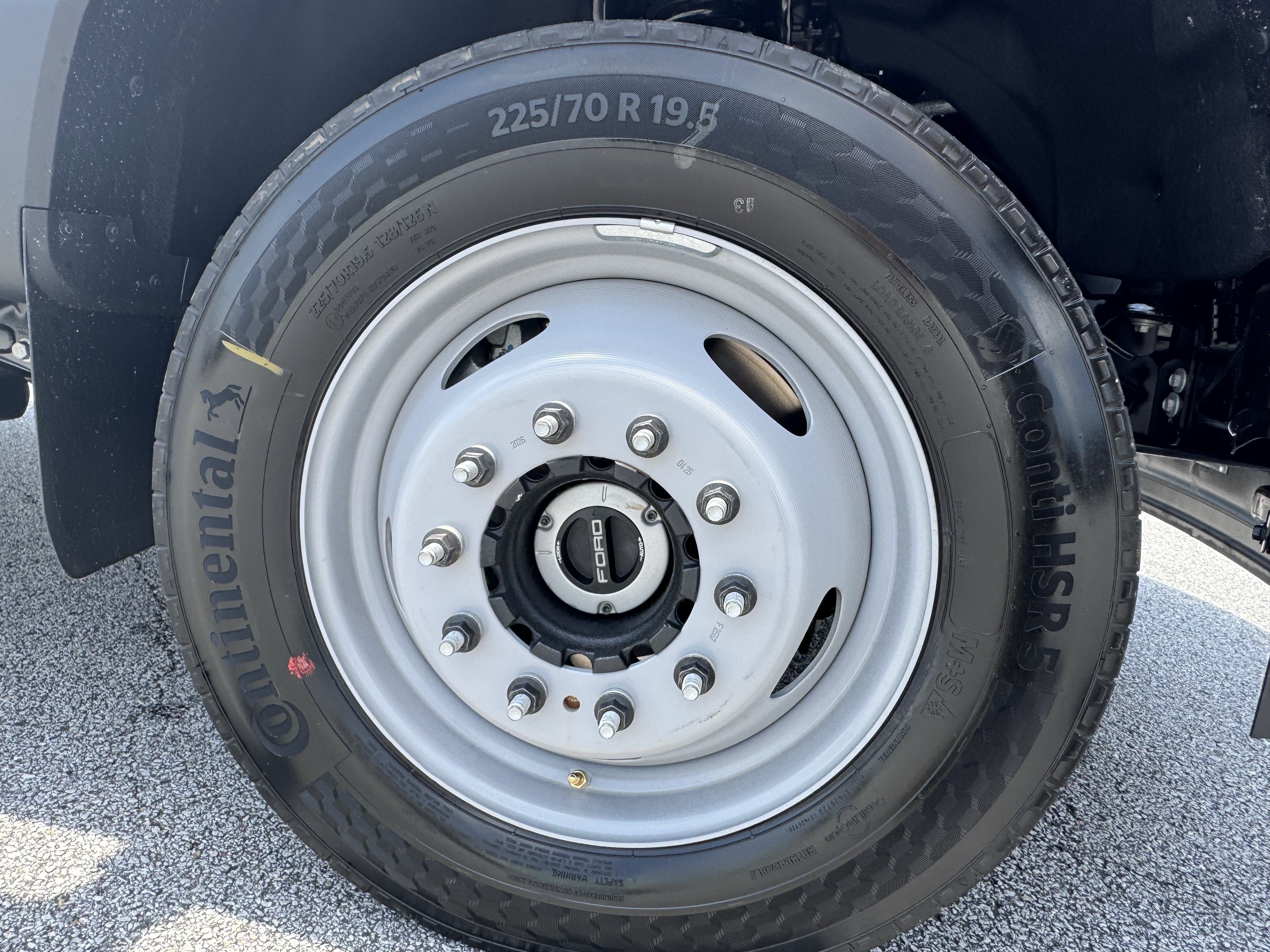 New 2026 Ford F450 4x4 SuperCab Super Duty image 13