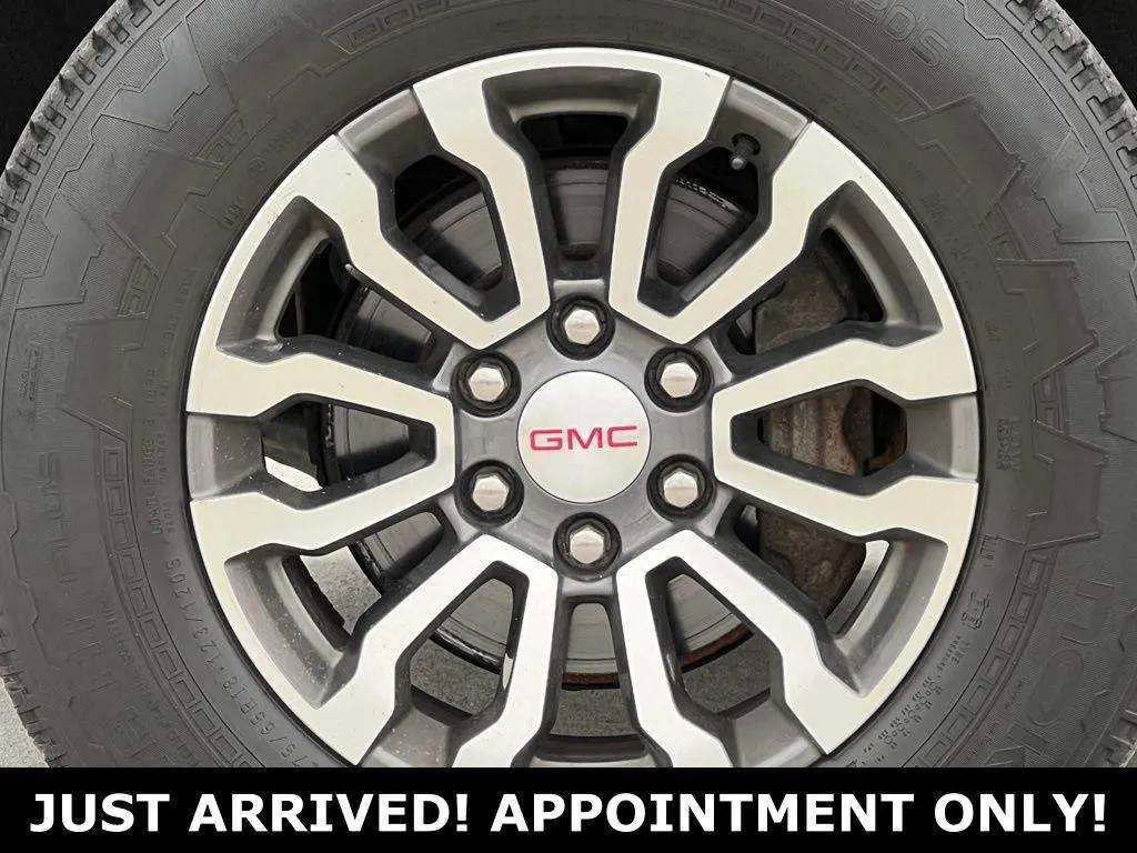 Used 2020 GMC Sierra 1500 AT4 w/ Driver Alert Package I image 37