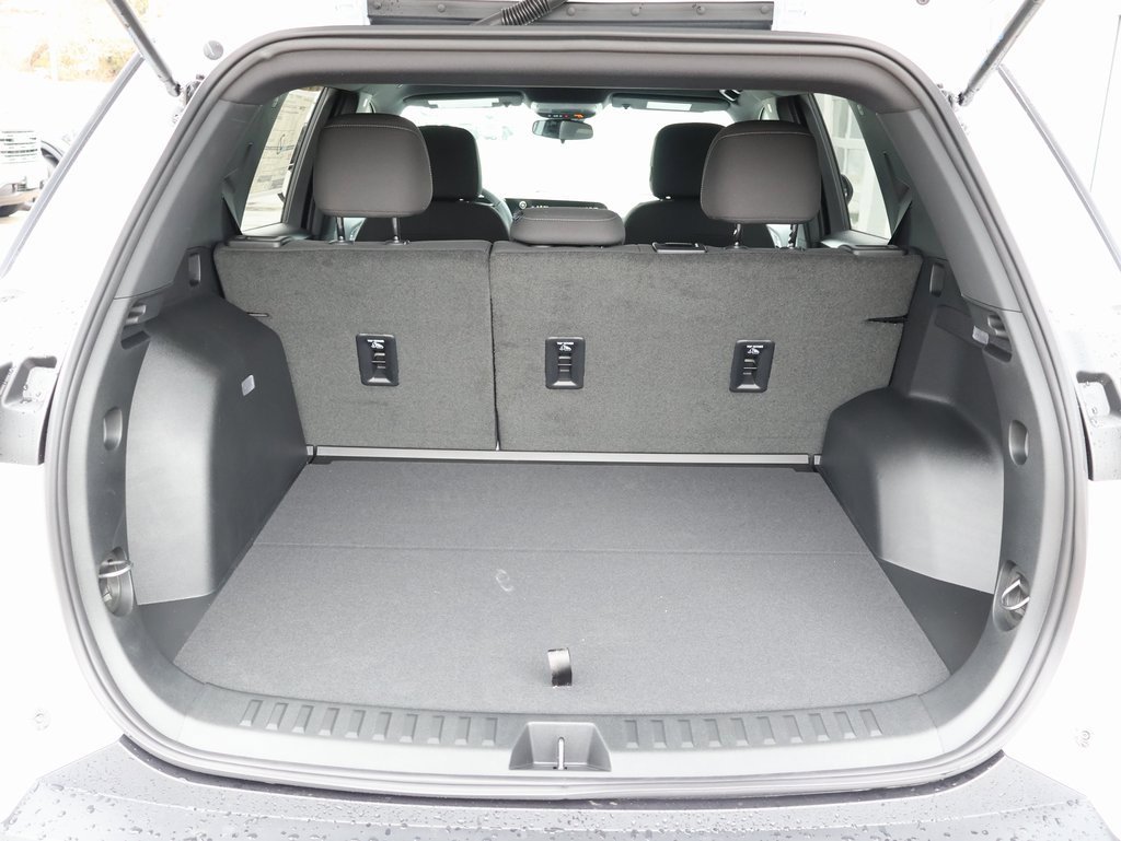 New 2026 Chevrolet Equinox LT w/ LPO, Floor Liner Package image 28