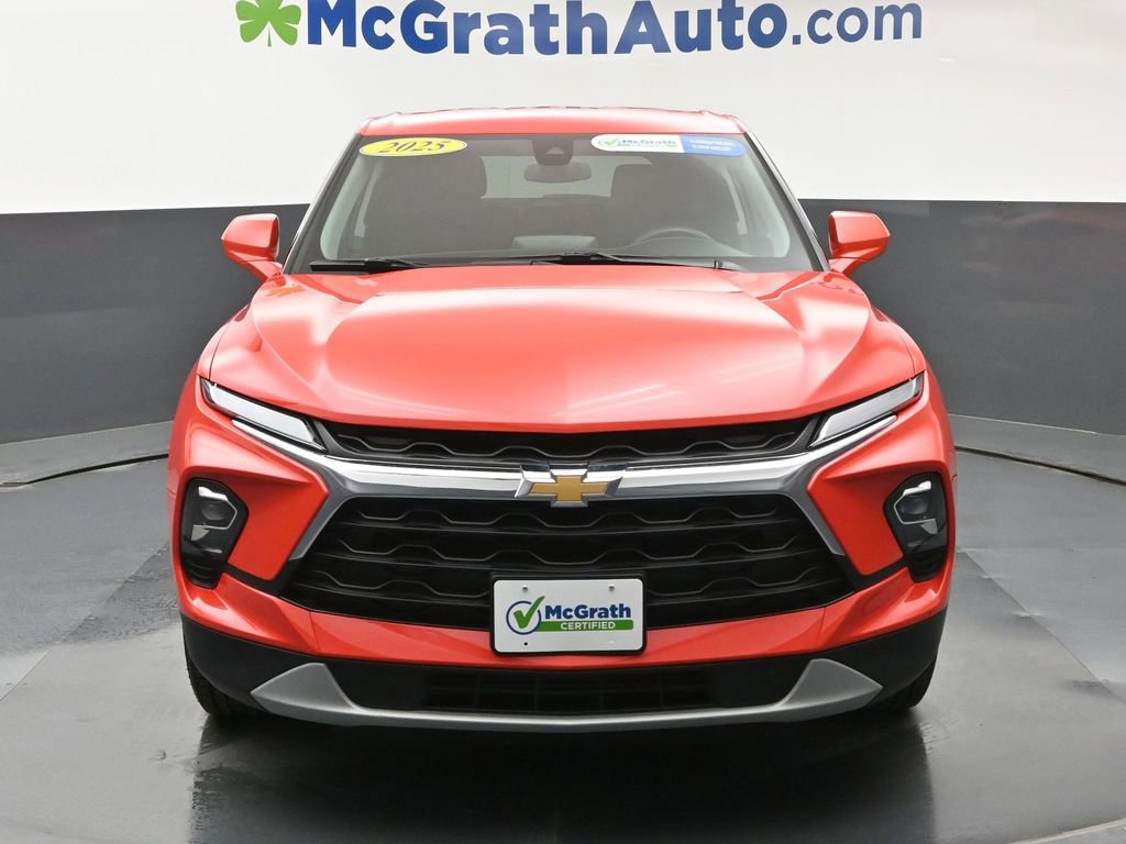 Used 2025 Chevrolet Blazer LT image 4
