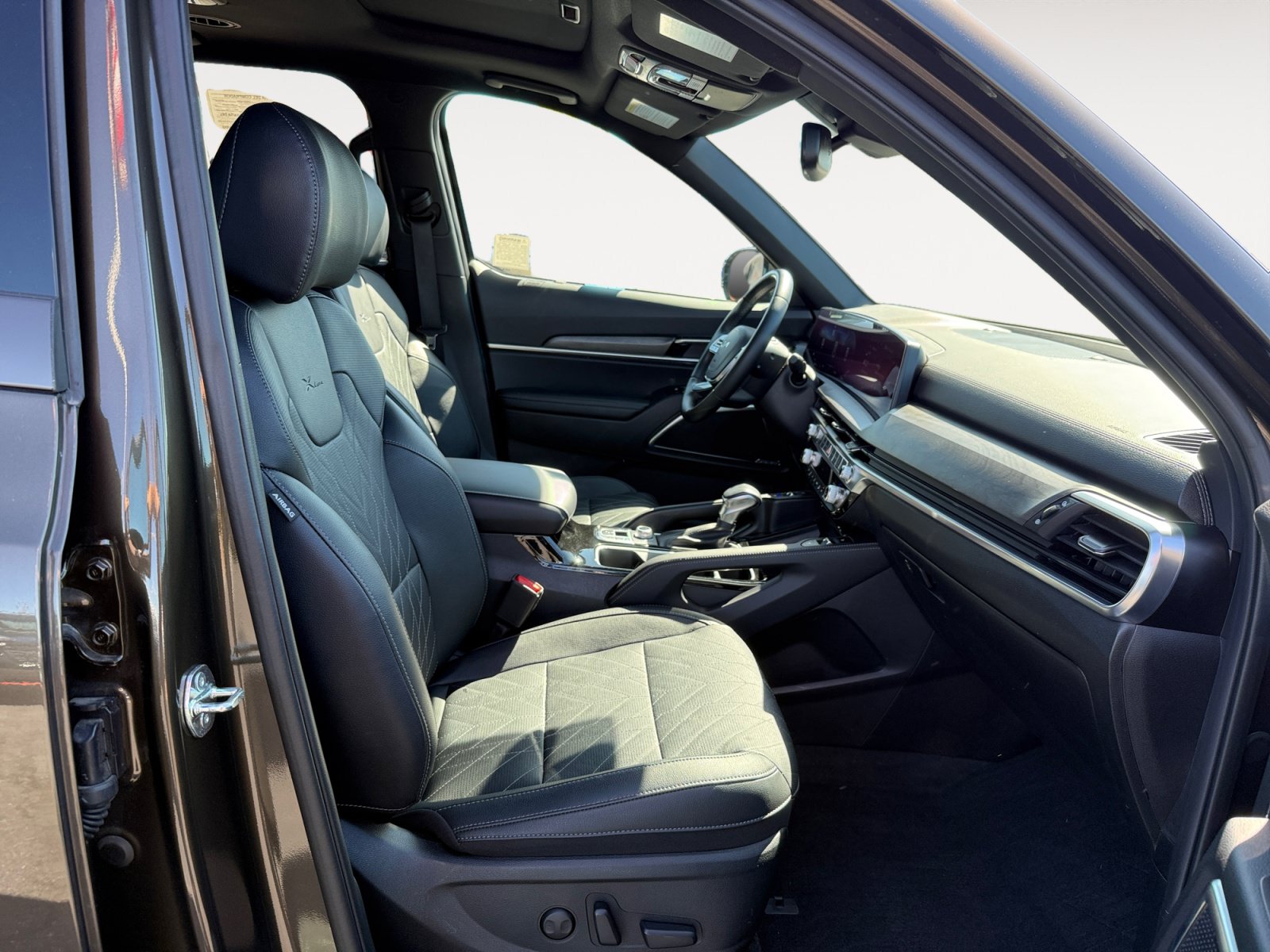 Used 2024 Kia Telluride SX X-Line AWD/4WD image 19