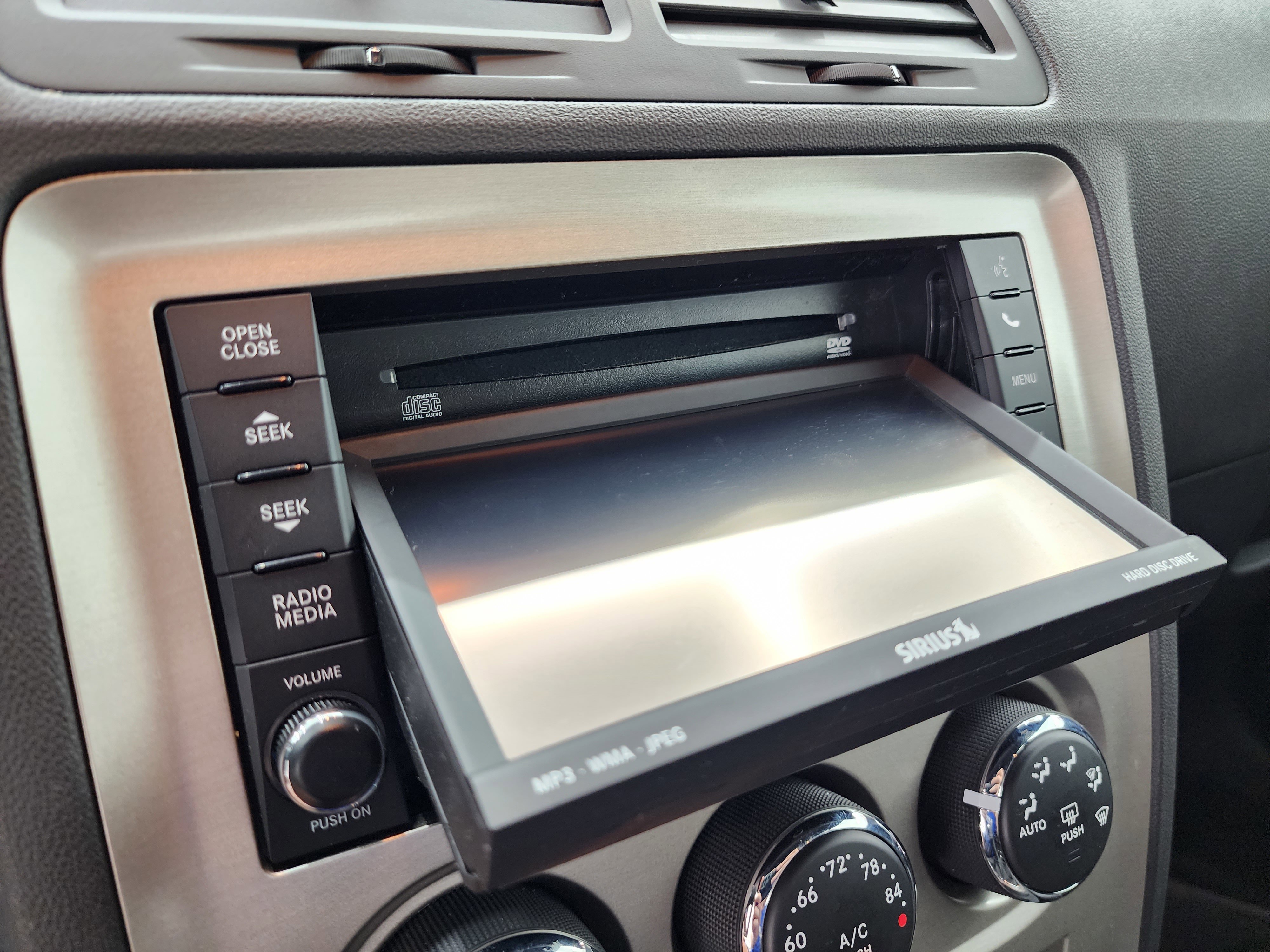 Used 2014 Dodge Challenger SRT8 image 34