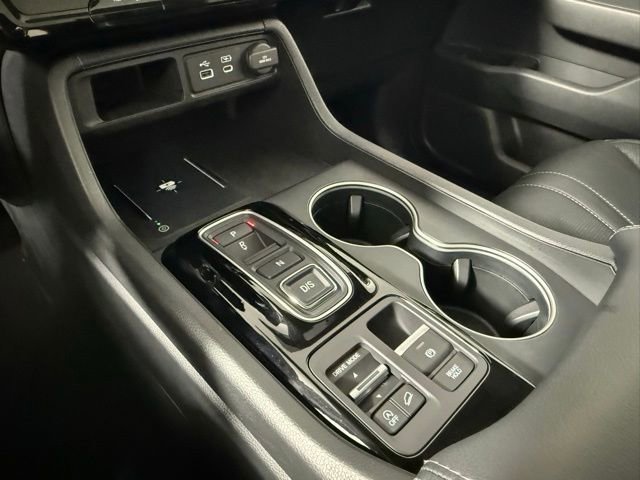 Used 2024 Honda Pilot Elite image 25