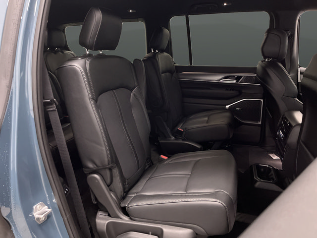 New 2026 Jeep Grand Wagoneer Limited AWD/4WD image 33