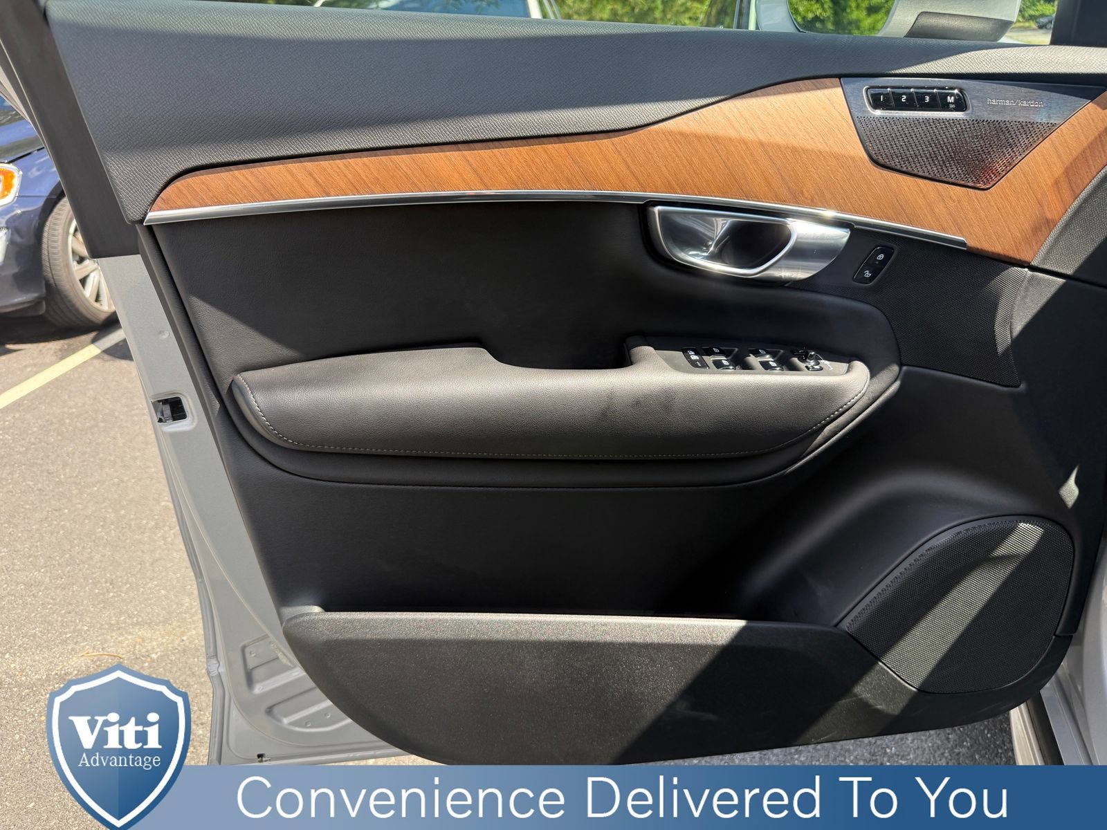 Certified 2023 Volvo XC90 B6 Plus w/ Protection Package Premier AWD/4WD image 16