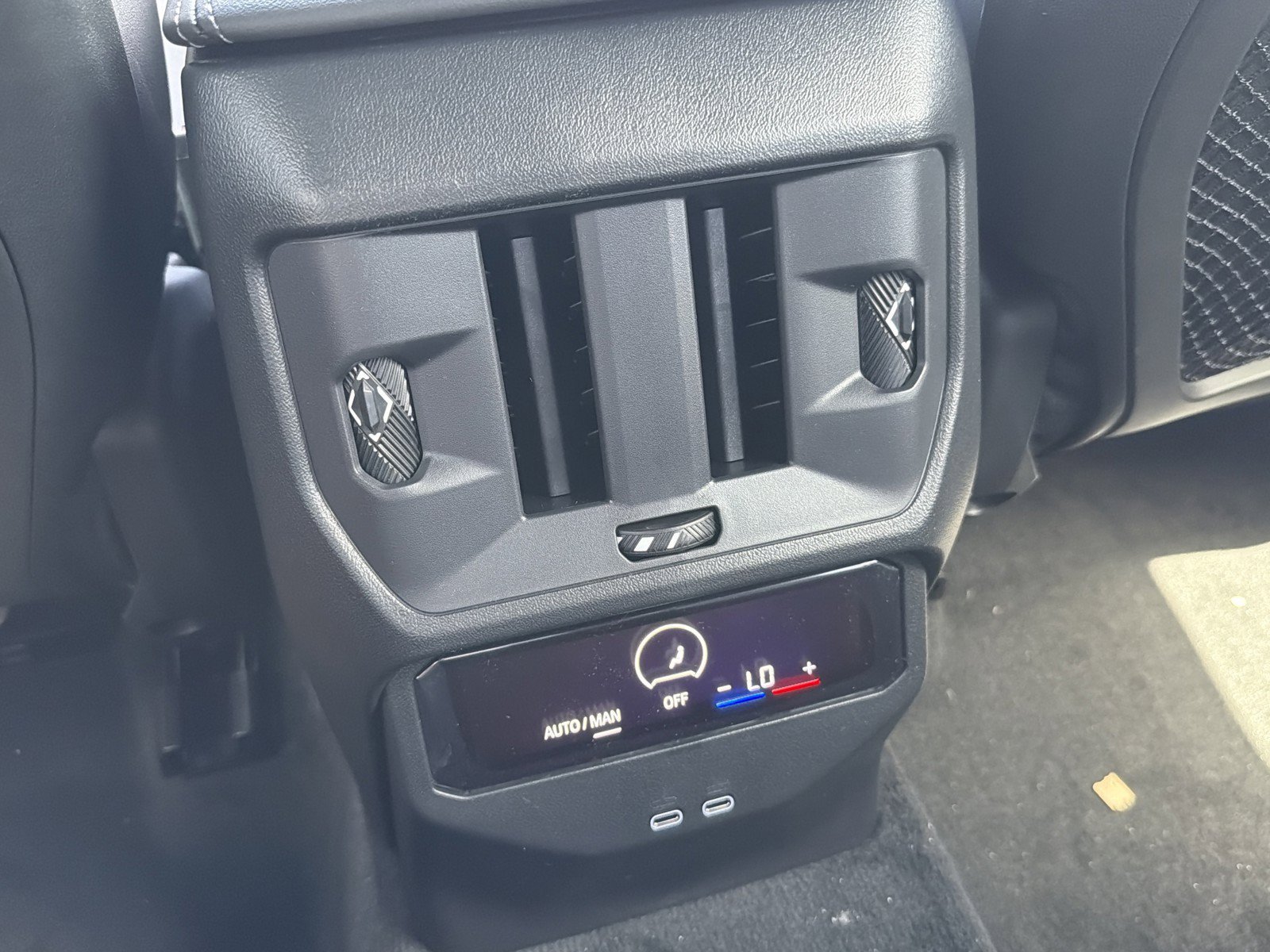 New 2026 BMW X3 xDrive30i w/ Premium Package AWD/4WD image 18