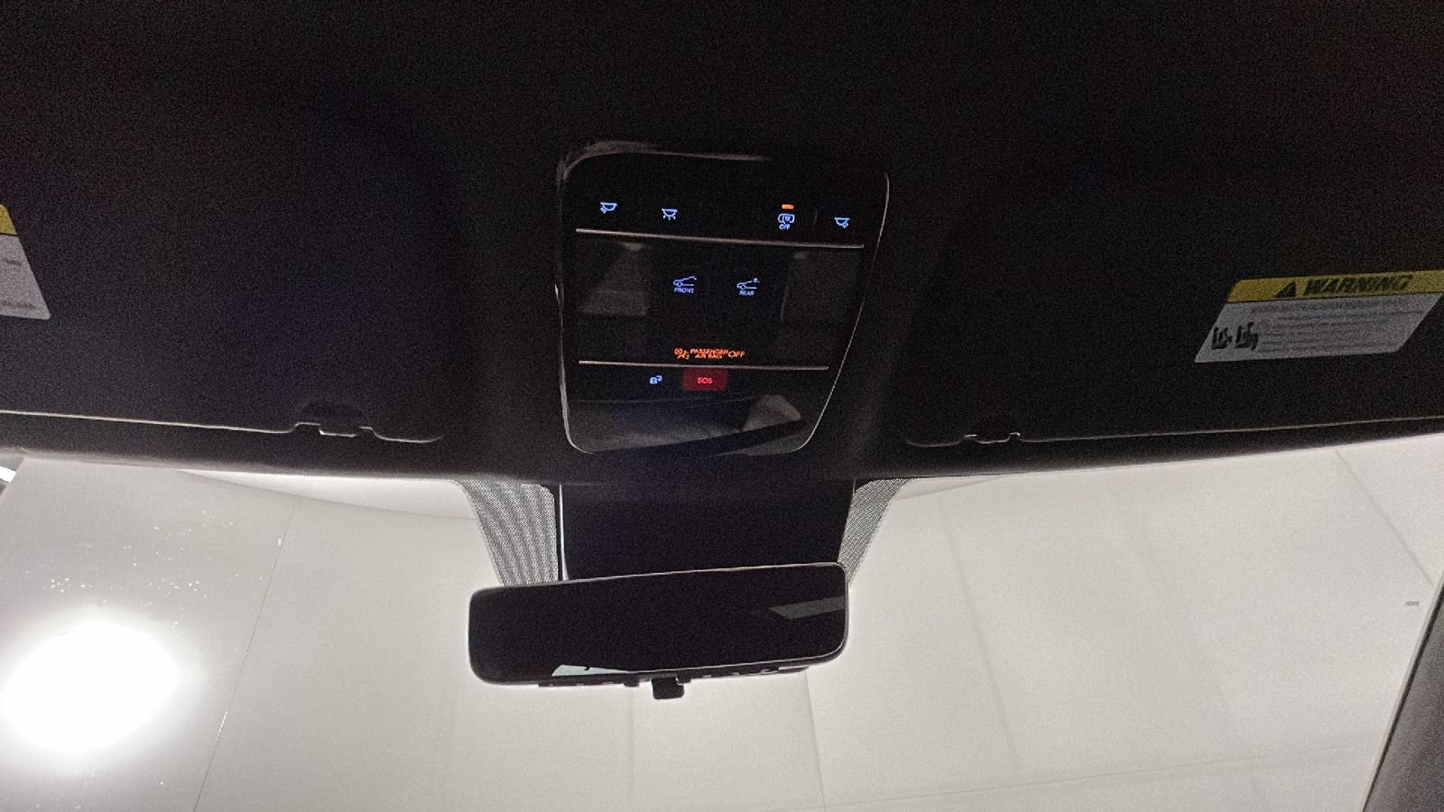 Certified 2025 Hyundai Santa Fe Calligraphy FWD image 31