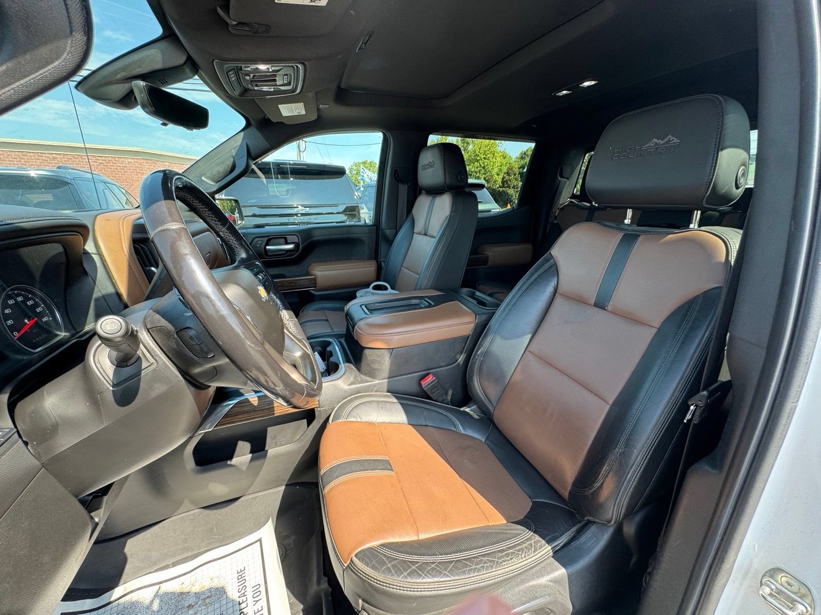 Used 2020 Chevrolet Silverado 1500 High Country w/ Technology Package AWD/4WD image 16