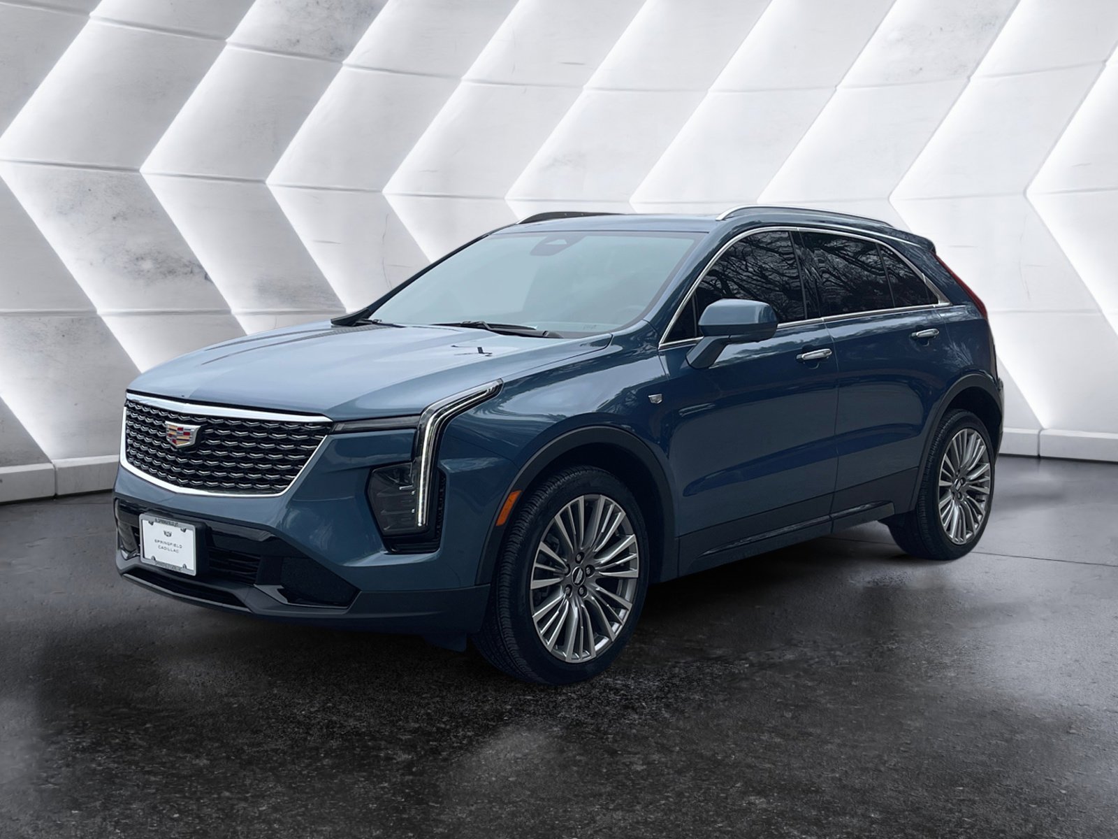 Used 2025 Cadillac XT4 Premium Luxury w/ Cold Weather Package image 2
