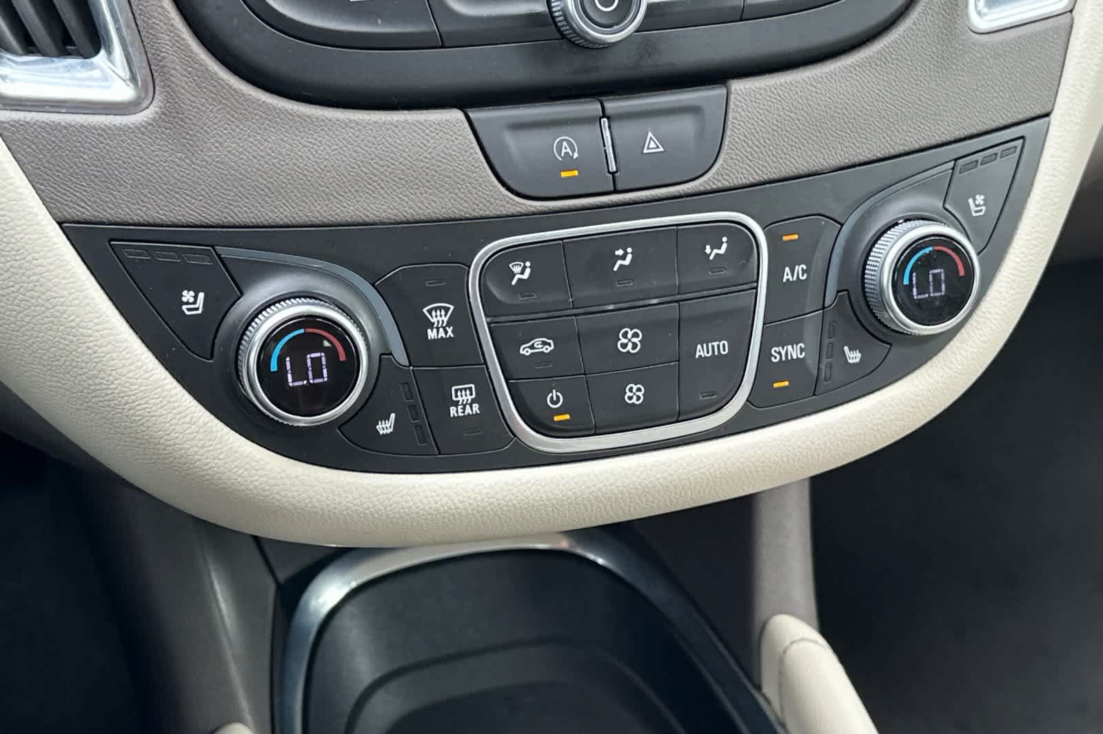 Used 2024 Chevrolet Malibu LT FWD image 20