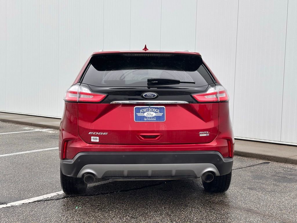 Used 2019 Ford Edge SEL w/ Equipment Group 201A image 4