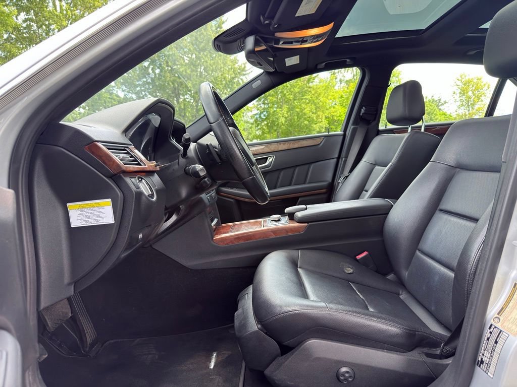 Used 2012 Mercedes-Benz E 350 4MATIC Sedan image 18