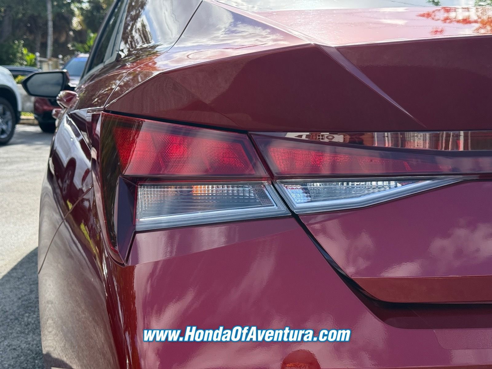 Used 2024 Hyundai Elantra SE FWD image 8