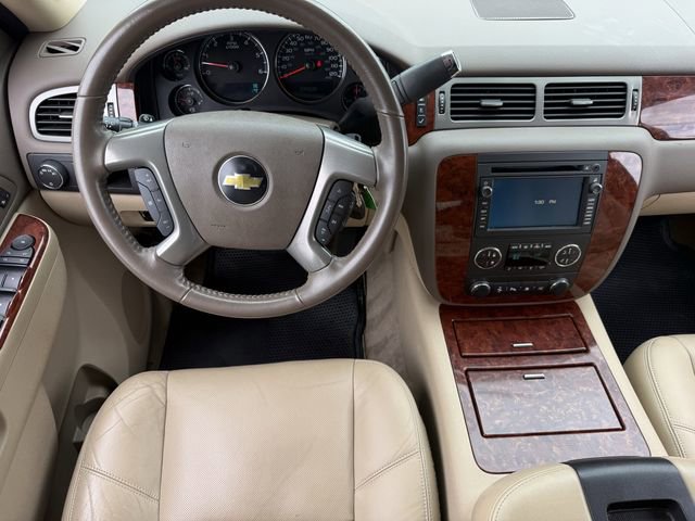 Used 2011 Chevrolet Tahoe LTZ RWD image 14