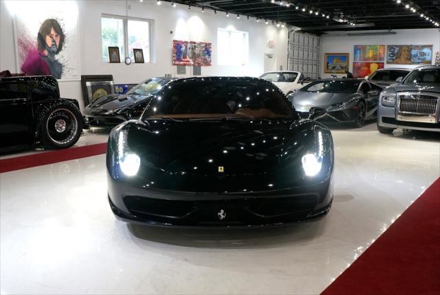 Used 2011 Ferrari 458 Italia Coupe image 2