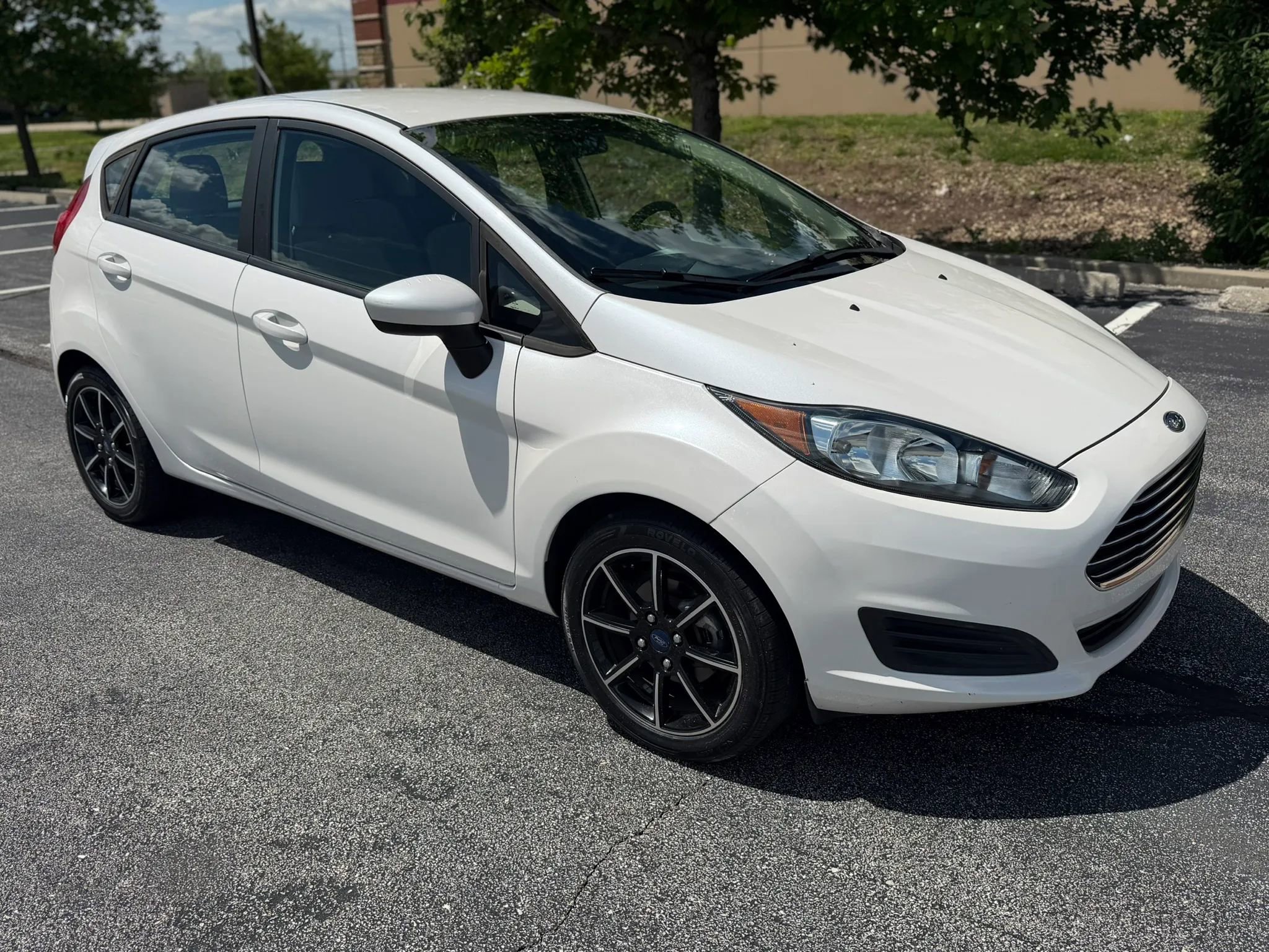 Used 2018 Ford Fiesta SE FWD image 6