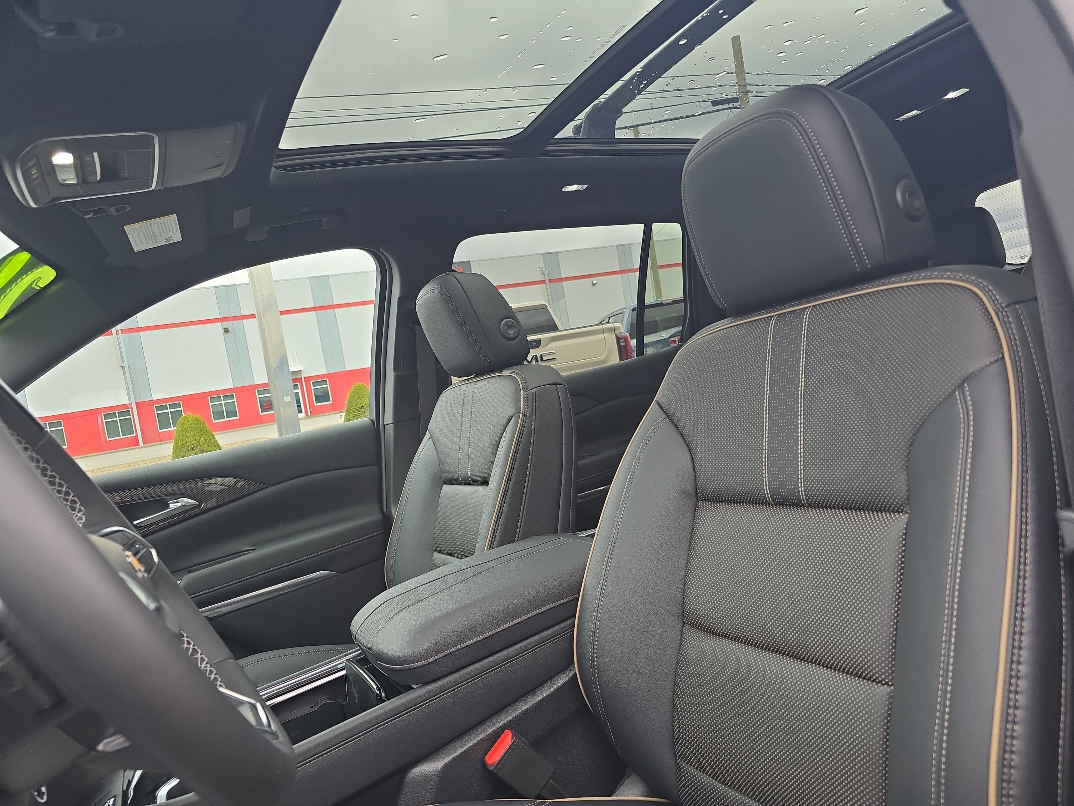 New 2026 Chevrolet Traverse High Country w/ LPO, Floor Liner Package image 12