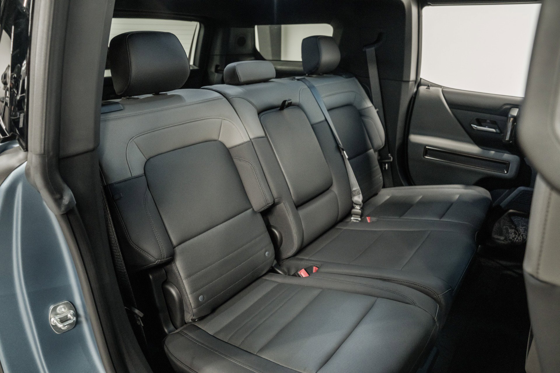 Used 2024 GMC Hummer EV 3X w/ Omega Edition image 29