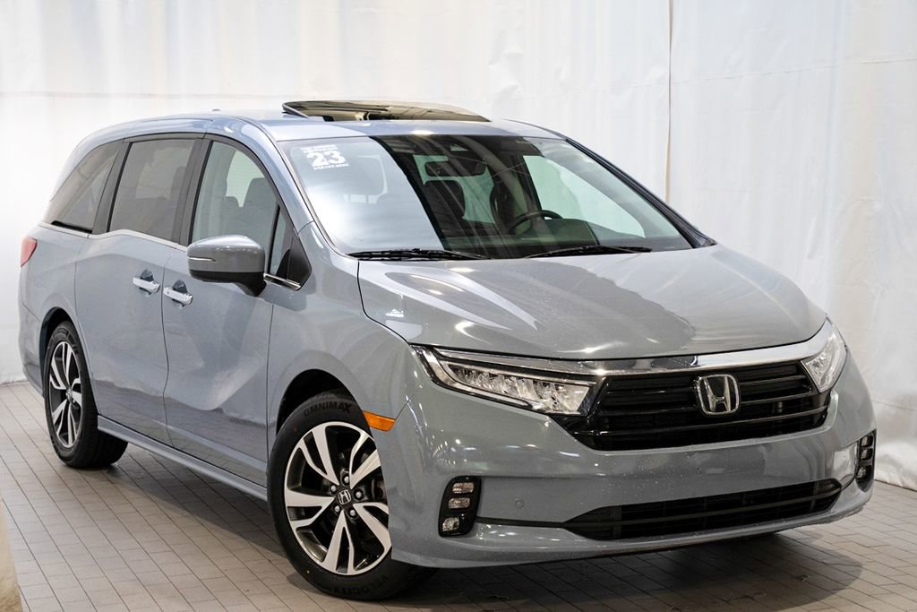 Used 2023 Honda Odyssey Touring image 1