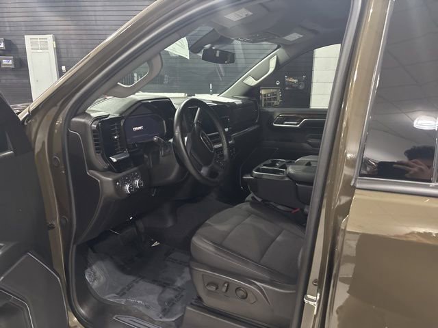 Used 2024 GMC Sierra 1500 Elevation AWD/4WD image 10