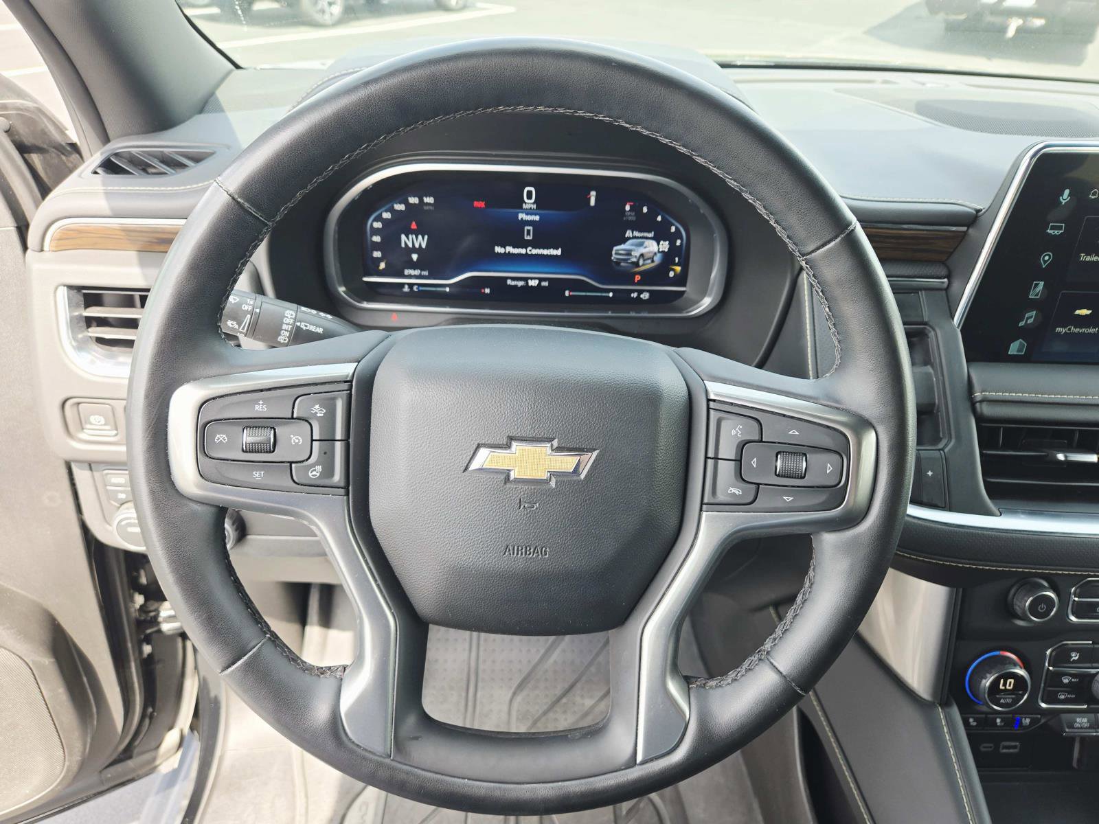 Used 2023 Chevrolet Tahoe Premier w/ Premium Package 2 image 24