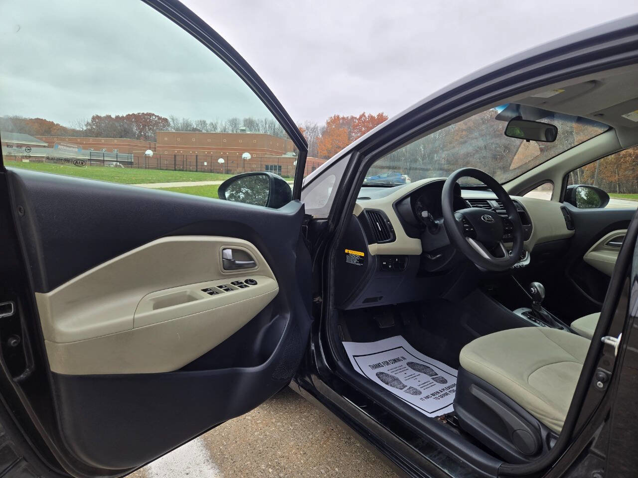 Used 2013 Kia Rio LX w/ PWR Pkg image 17