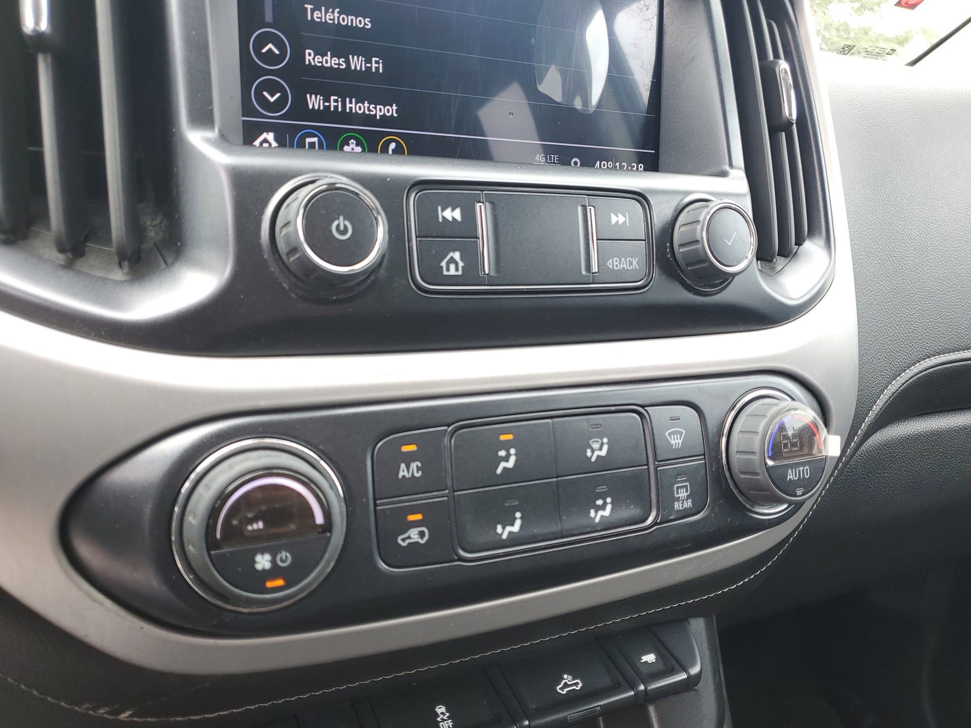 Certified 2022 GMC Canyon Elevation w/ Trailering Package image 28