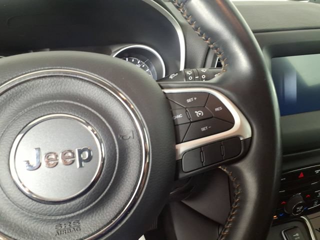 Used 2019 Jeep Compass Latitude FWD image 16