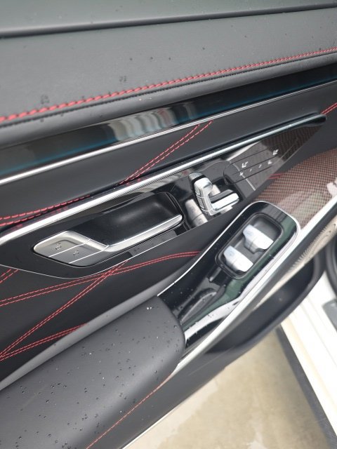 Used 2024 Mercedes-Benz S 63 AMG S image 28
