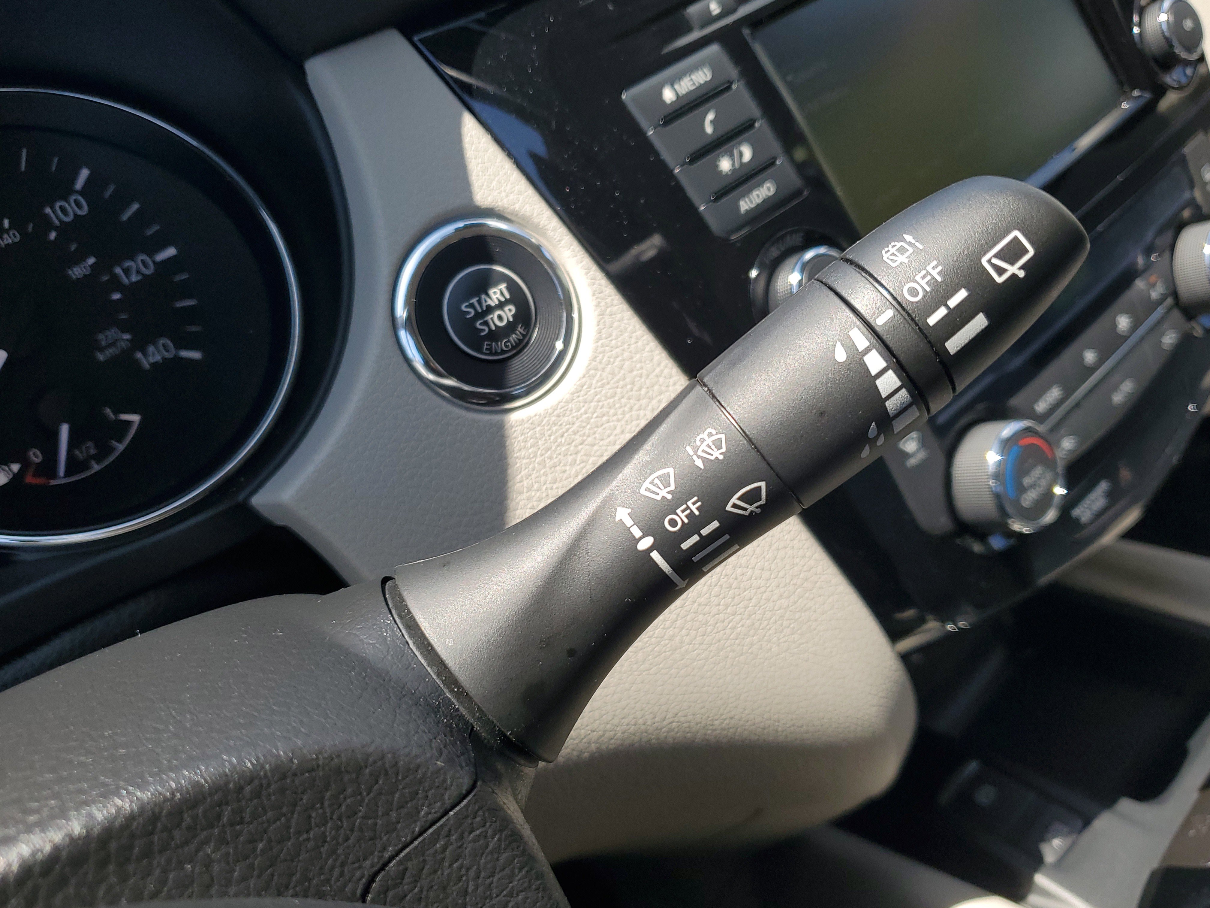 Certified 2022 Nissan Rogue Sport SV w/ Technology Package image 21