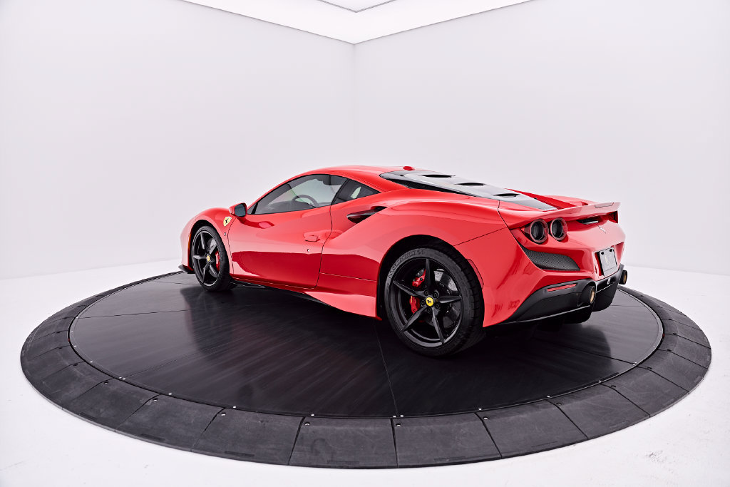 Used 2020 Ferrari F8 Tributo RWD image 14
