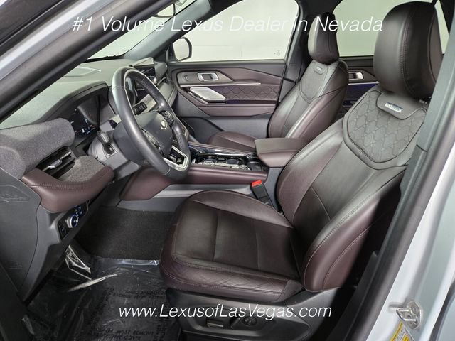 Used 2025 Ford Explorer Platinum w/ LUX Leather Package AWD/4WD image 13