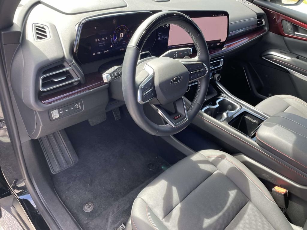 Used 2024 Chevrolet Traverse Z71 w/ Enhanced Driving Package image 20