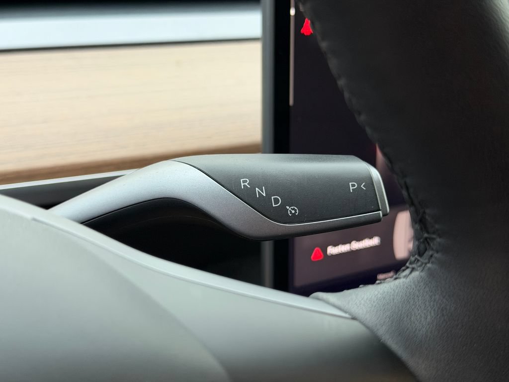 Used 2022 Tesla Model 3 Long Range AWD/4WD image 17