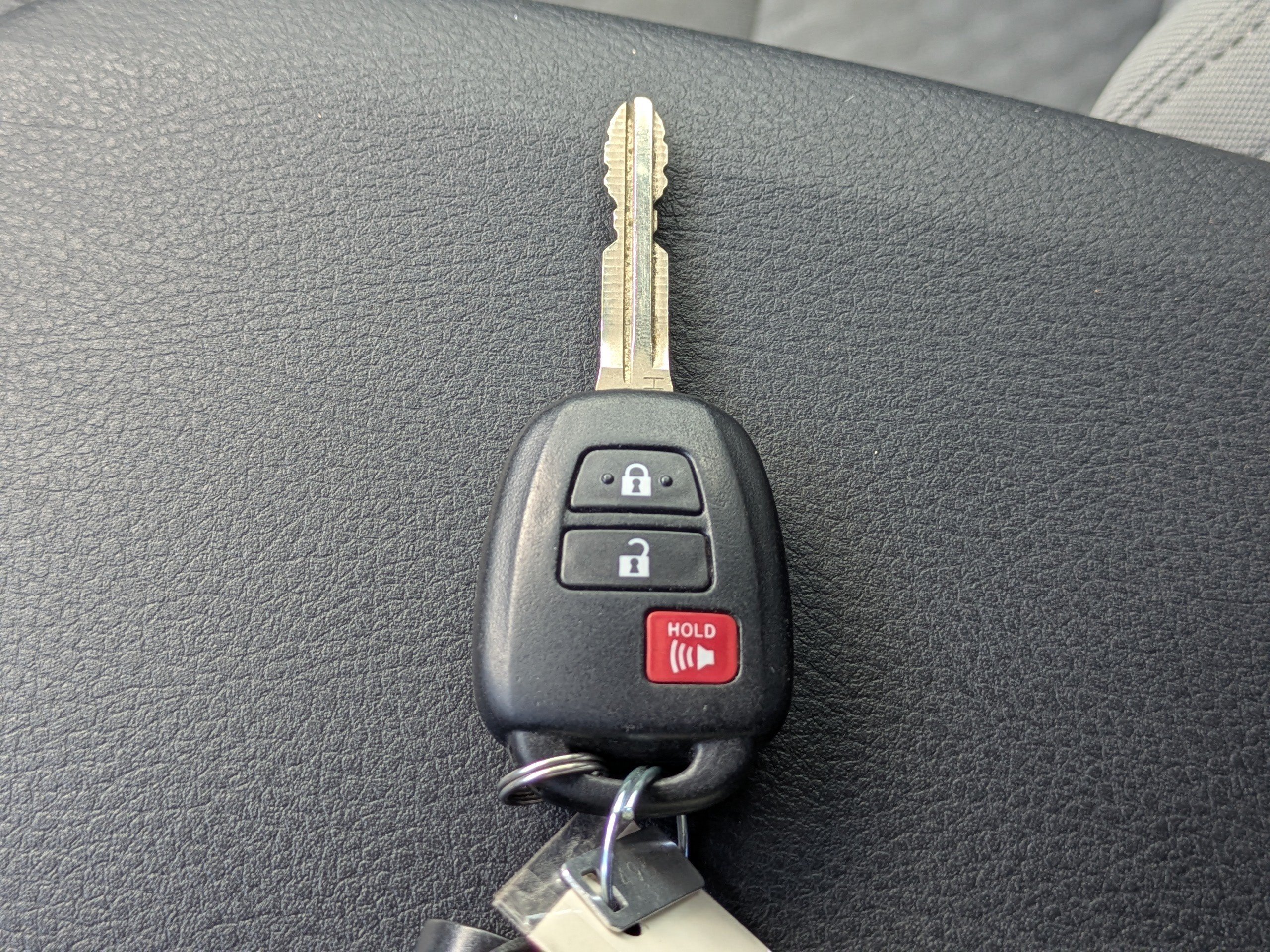 Used 2022 Toyota Tacoma SR5 RWD image 32