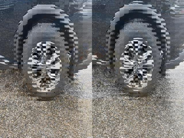 Used 2017 Nissan Murano SV image 27