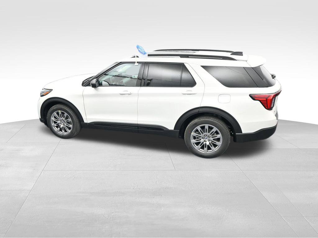 New 2026 Ford Explorer Active image 44