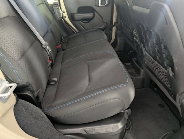 Used 2022 Jeep Wrangler Unlimited Rubicon 4xe w/ Cold Weather Group image 30