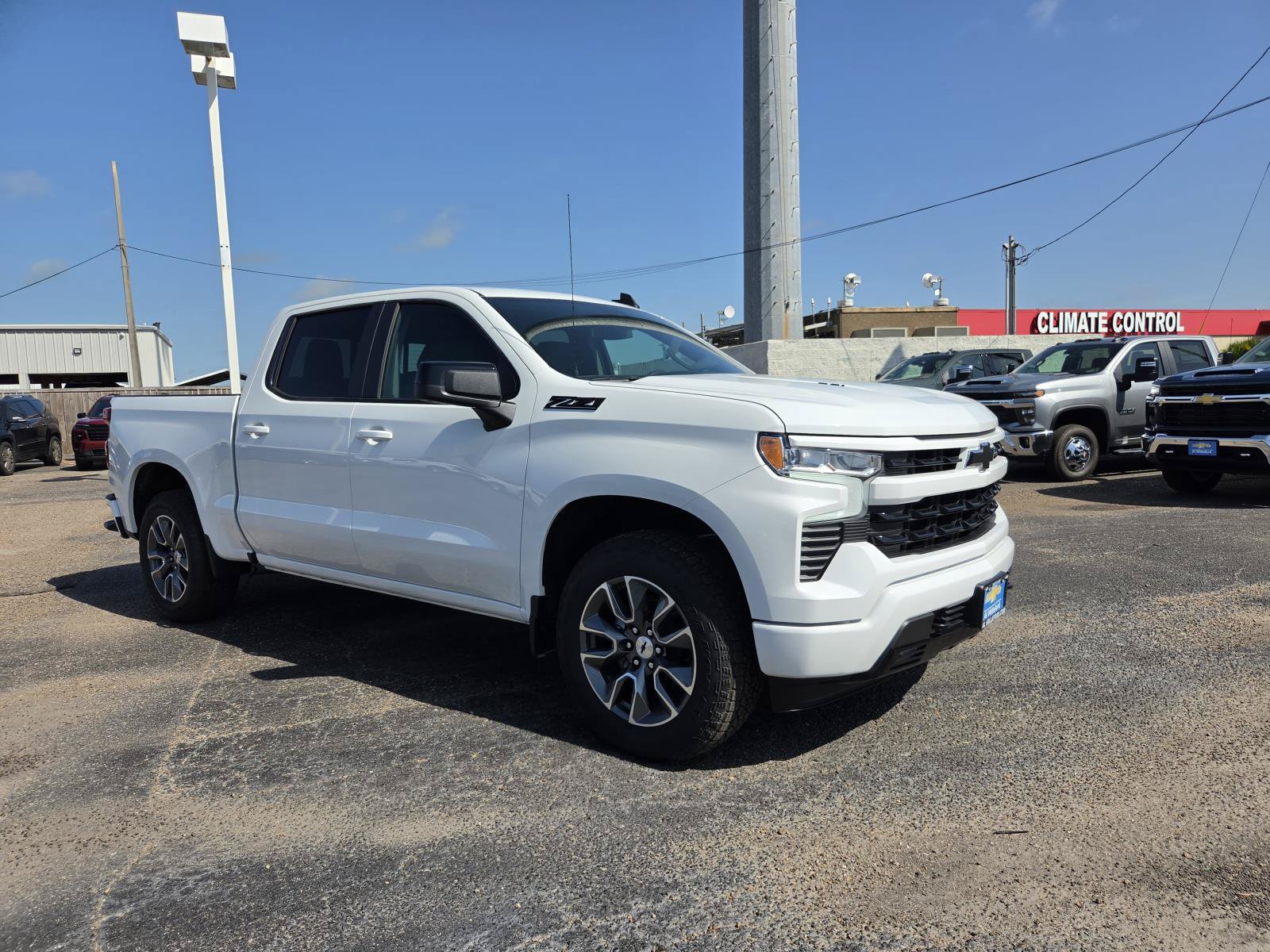 New 2026 Chevrolet Silverado 1500 RST w/ Z71 Off-Road Package AWD/4WD image 7