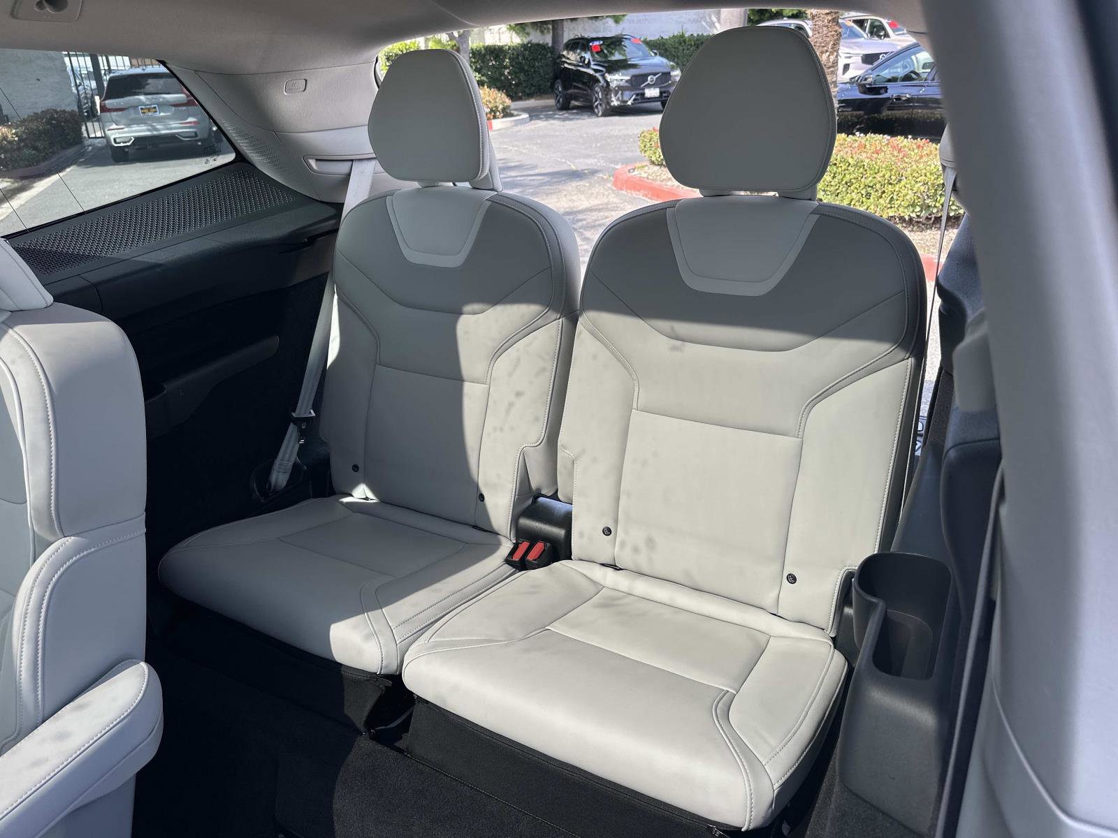 Certified 2025 Volvo EX90 Ultra image 23