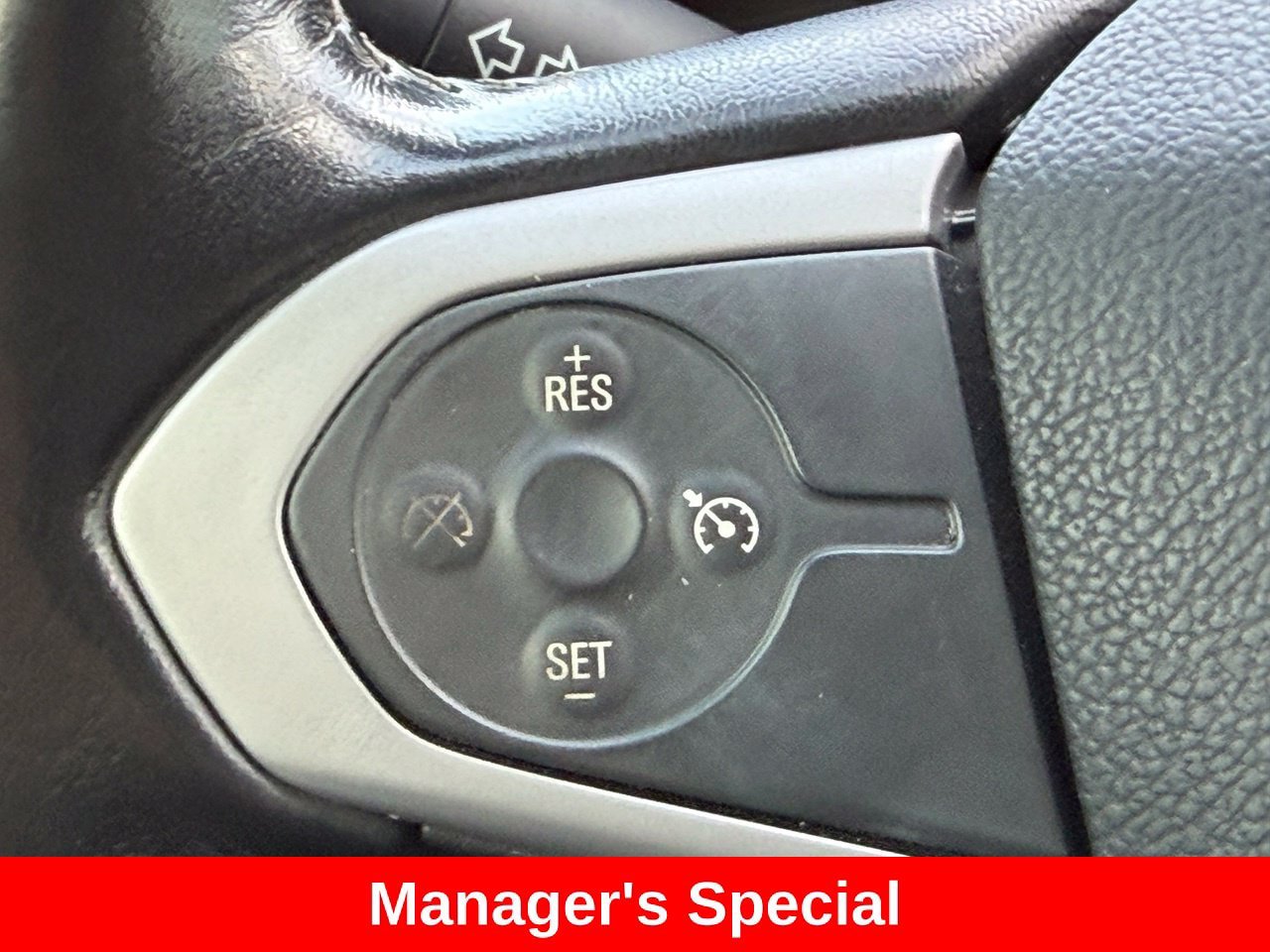 Used 2022 Chevrolet Colorado LT RWD image 15